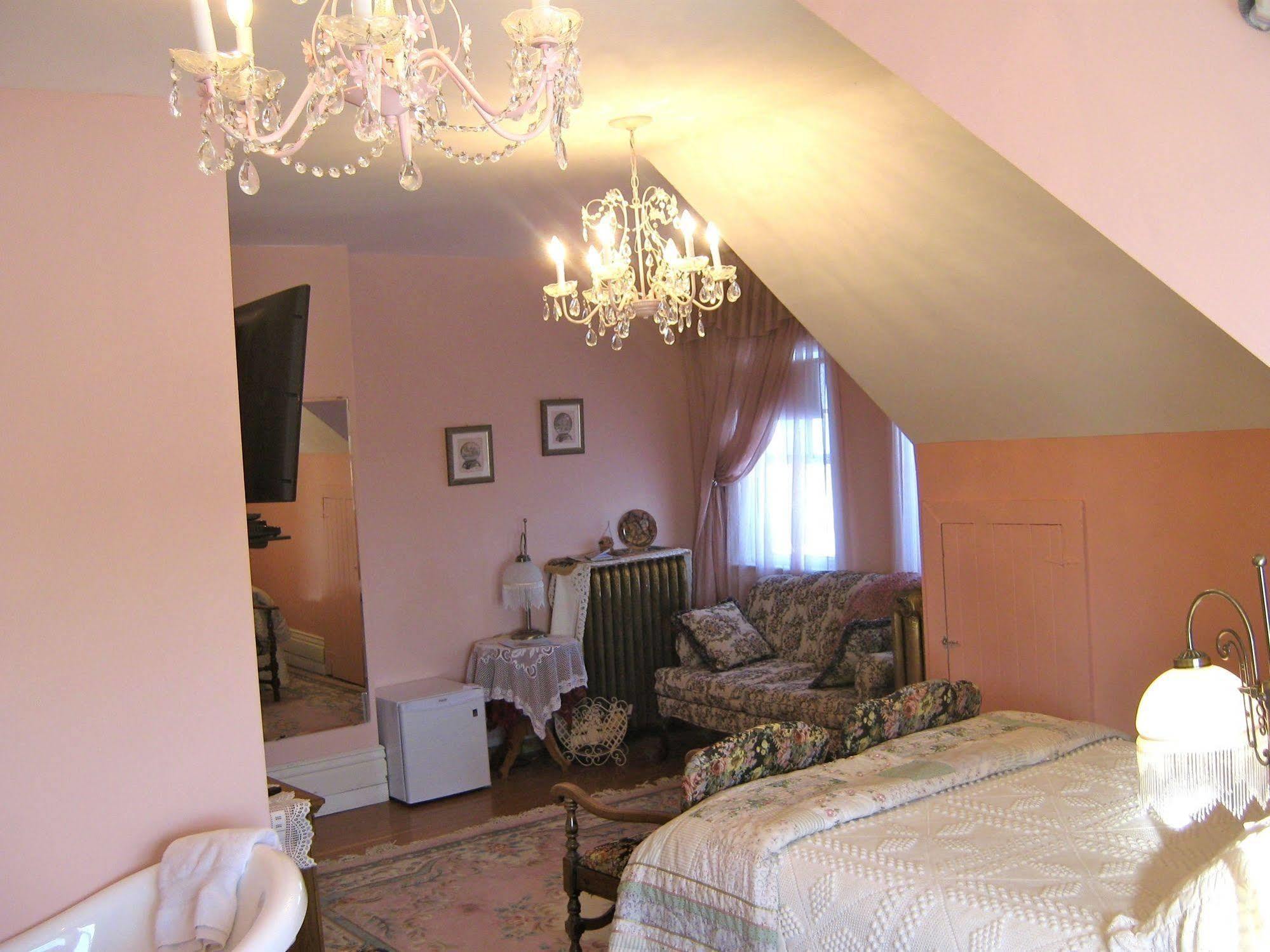 Wakamow Heights Bed And Breakfast Moose Jaw Luaran gambar
